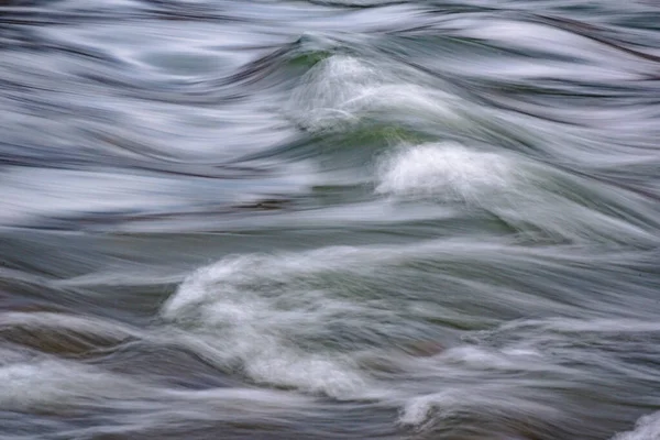 Mountain Flod Långsam Slutartid — Stockfoto