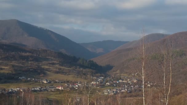 Paesaggio Primaverile Dell Ora Del Tramonto Nei Carpazi — Video Stock