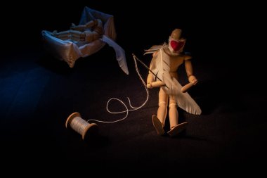 Bir doktorun inancının metaforik durağan hayatı