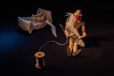 Bir doktorun inancının metaforik durağan hayatı