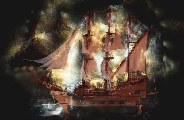 Light Drawing Sailing Frigate Sea — Stock Photo, Image