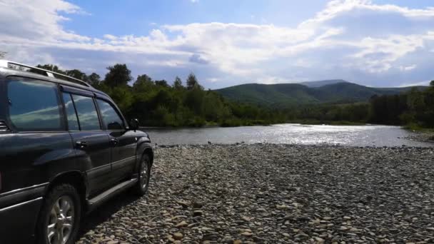 Suv Podróżuje Karpatach — Wideo stockowe