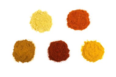 Çeşitli baharat baharat beyaz yığınları