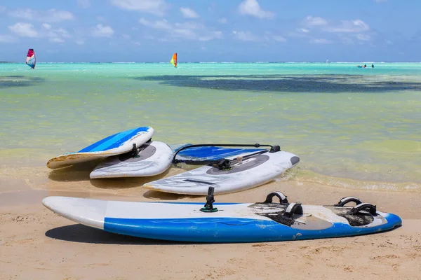 Windsurf Pranchas Deitado Praia Sorobon Junto Mar Bonaire — Fotografia de Stock