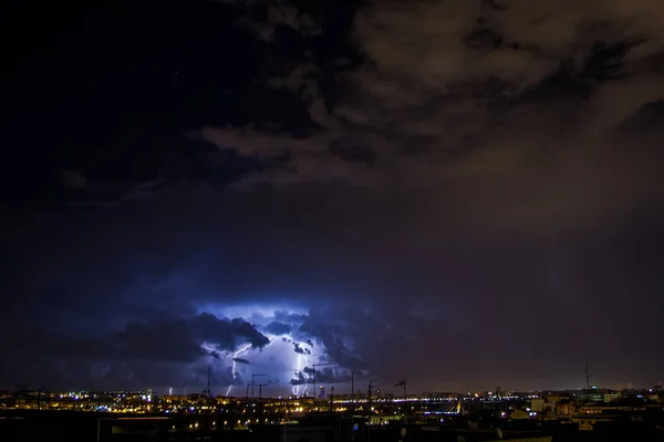 Storm Rays City Night — Stock Photo, Image