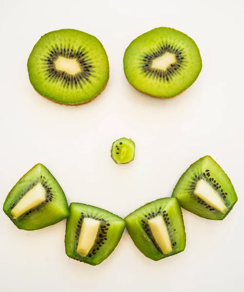 Fantasy plating of a kiwi like a monster