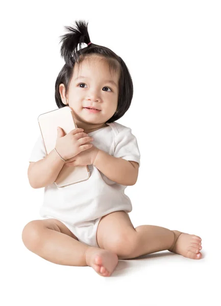 Mała dziewczynka z smartphone — Zdjęcie stockowe