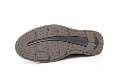 kahverengi bot deri beyaz arka planda 