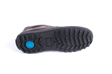 Beyaz arka plan, izole ürün erkek kahverengi çizme