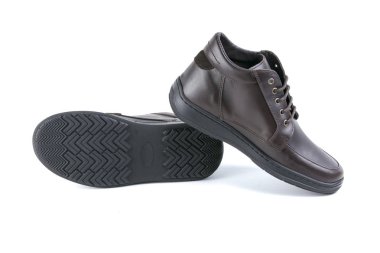 kahverengi deri erkek çizmeler