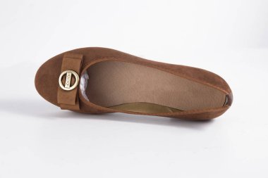 Beyaz zemin üzerinde kaliteli ayakkabı izole ürün, üstten görünüm