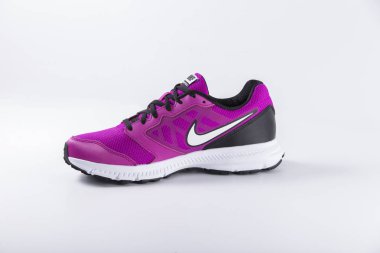 Nike çalıştıran çizmeler