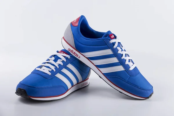 Adidas Blue Sneaker — Stok Foto