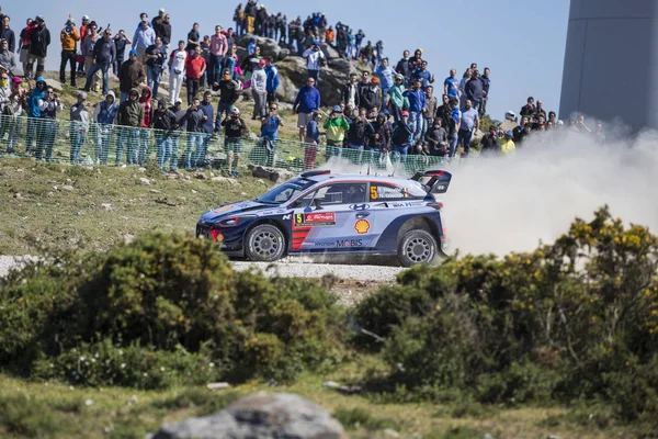 Thierry Neuville of Belgium and Nicolas Gilsoul of Belgium — Stock Photo, Image