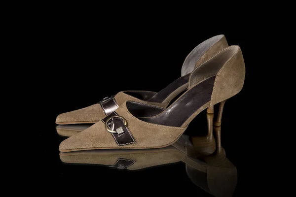 Zapato de mujer marrón —  Fotos de Stock