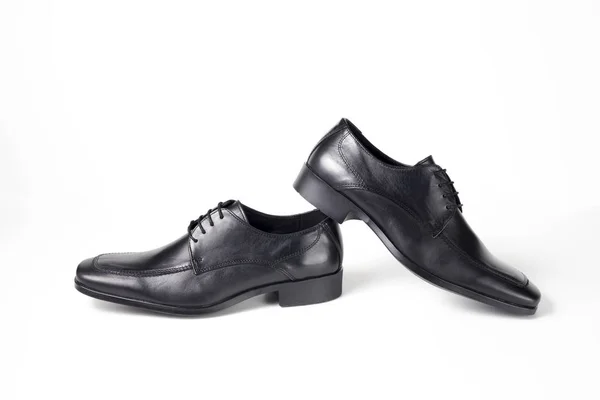 Sapato clássico em isolado — Fotografia de Stock