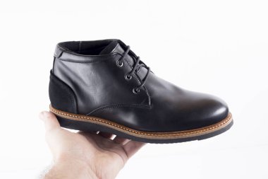 Erkek siyah deri çizme