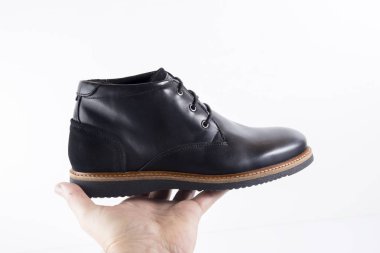 Erkek siyah deri çizme