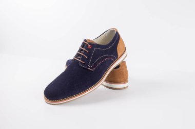 Beyaz zemin üzerine mavi deri Erkek Ayakkabı