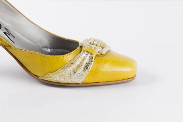 Female Yellow Leather Shoe on White Background — Stock Photo, Image