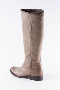 Kadın kahverengi deri çizme 