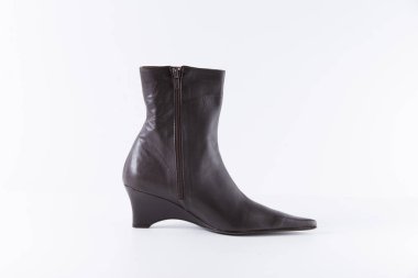 Kadın kahverengi deri çizme 