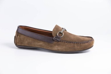 Erkek kahverengi deri ayakkabı.