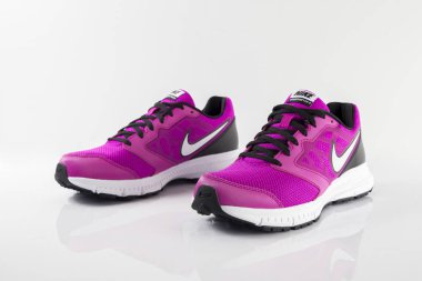 Nike spor ayakkabı futbol