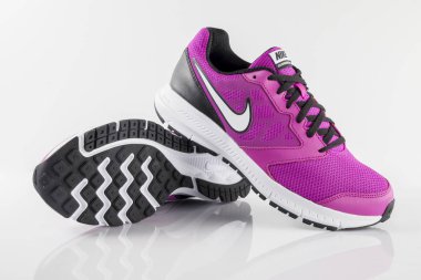 Nike spor ayakkabı futbol