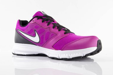 Nike spor ayakkabı koşu