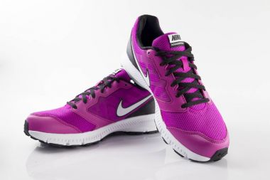 Nike spor ayakkabı futbol