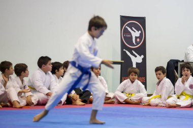 Bir Vila Nova de Gaia, Portekiz, 05 Kasım 2017: Karate olay, Karate Derneği kutlama Şampiyonası Porto, Vila Nova de Gaia, Portekiz Belediye pavyonu yılında düzenlenen musun.