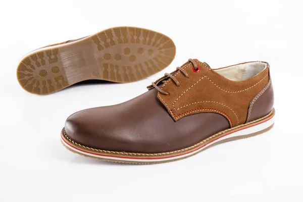 Zapato Cuero Marrón Masculino Sobre Fondo Blanco Producto Aislado Calzado — Foto de Stock