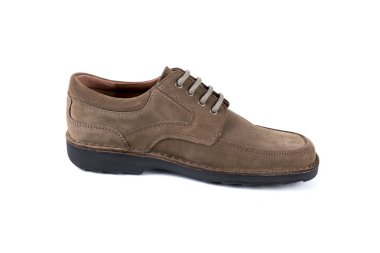 Beyaz arka plan, izole ürün, rahat ayakkabı erkek kahverengi deri ayakkabı.