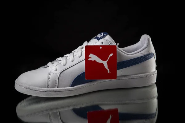 Portugal Maio 2018 Puma Classic Sneaker Puma Empresa Multinacional Produto — Fotografia de Stock