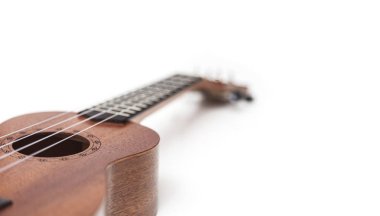 Kahverengi ukulele gitar