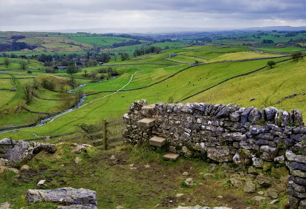 Malham Est Endroit Fantastique Pour Randonnée Profiter Air Pur Des — Photo