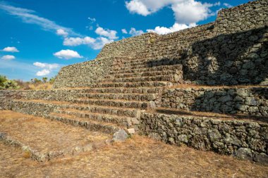 Cantona, Puebla, Meksika - çok az ziyaretçisi olan bir mezoamerikan arkeolojik sitesi