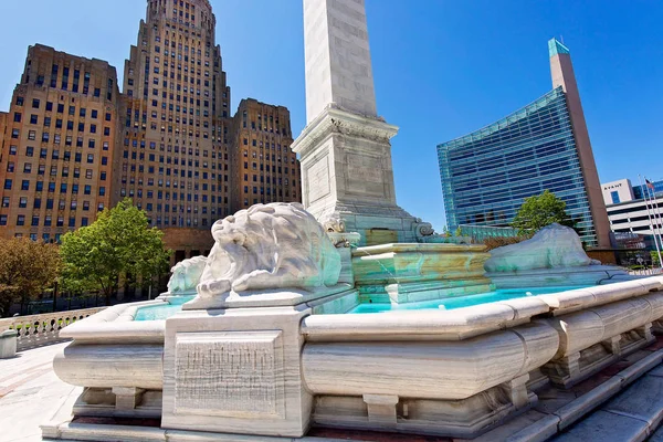 Ayuntamiento Buffalo León Mármol Del Monumento Mckinley Centro Ciudad —  Fotos de Stock