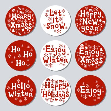Yılbaşı yeni yıl hediye yuvarlak çıkartmaları. Xmas kümesi Etiketler. Elle çizilmiş dekoratif unsur. Tatil Noel çıkartmaları kırmızı beyazlı topluluğu. Doku. Vektör çizim. Yazı, kaligrafi.
