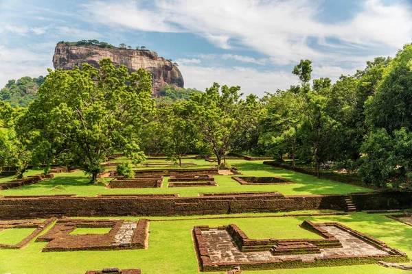 Sri Lanka : ancienne forteresse de Lion Rock à Sigiriya — Photo