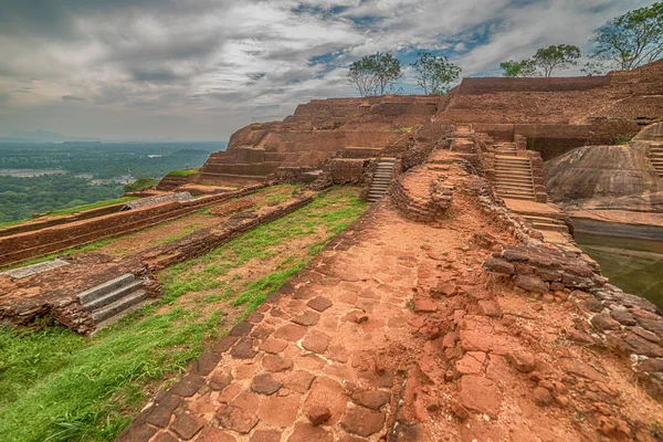 Sri Lanka : ancienne forteresse de Lion Rock à Sigiriya — Photo