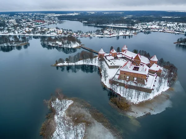 Trakai, Lituania: vista aérea, plano del castillo de la isla — Foto de Stock