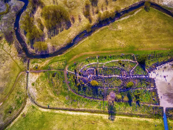 Siauliai, Lituanie : vue aérienne sur la colline des croix, Kryziu Kalnas . — Photo