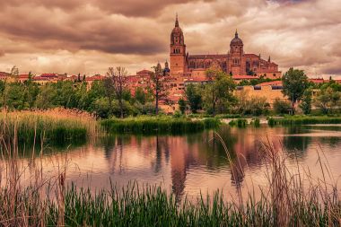 Salamanca, İspanya: Eski şehir, yeni bir katedral, Catedral Nueva ve Tormes Nehri