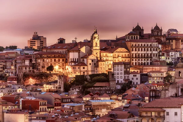 Porto, Portugal: vista aérea da cidade velha — Fotografia de Stock