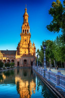 Sevilla, İspanya: Plaza de Espana, İspanya Meydanı