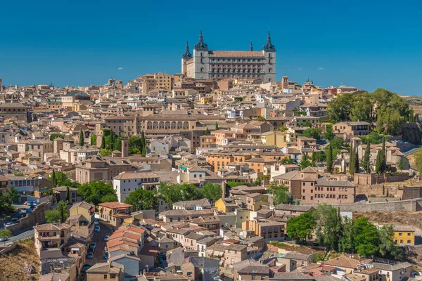 Luftaufnahme von Toledo, der historischen Hauptstadt Spaniens — Stockfoto