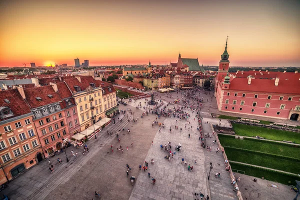 Varsavia, Polonia: Piazza del Castello e il Castello Reale, Zamek Krolewski w Warszawie — Foto Stock