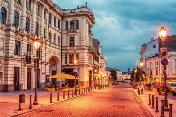 Vilnius, Lituania: Calle Didzioji en el casco antiguo —  Fotos de Stock